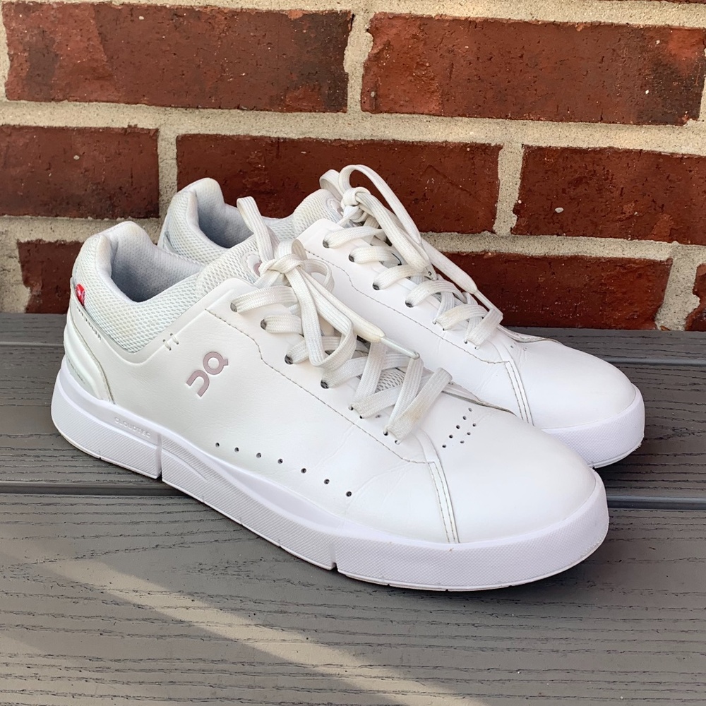 On Shoes The Roger Tennis Sneaker - Picture 2 of 14
